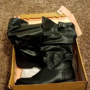 Brand new Charlotte Russe black boots 8